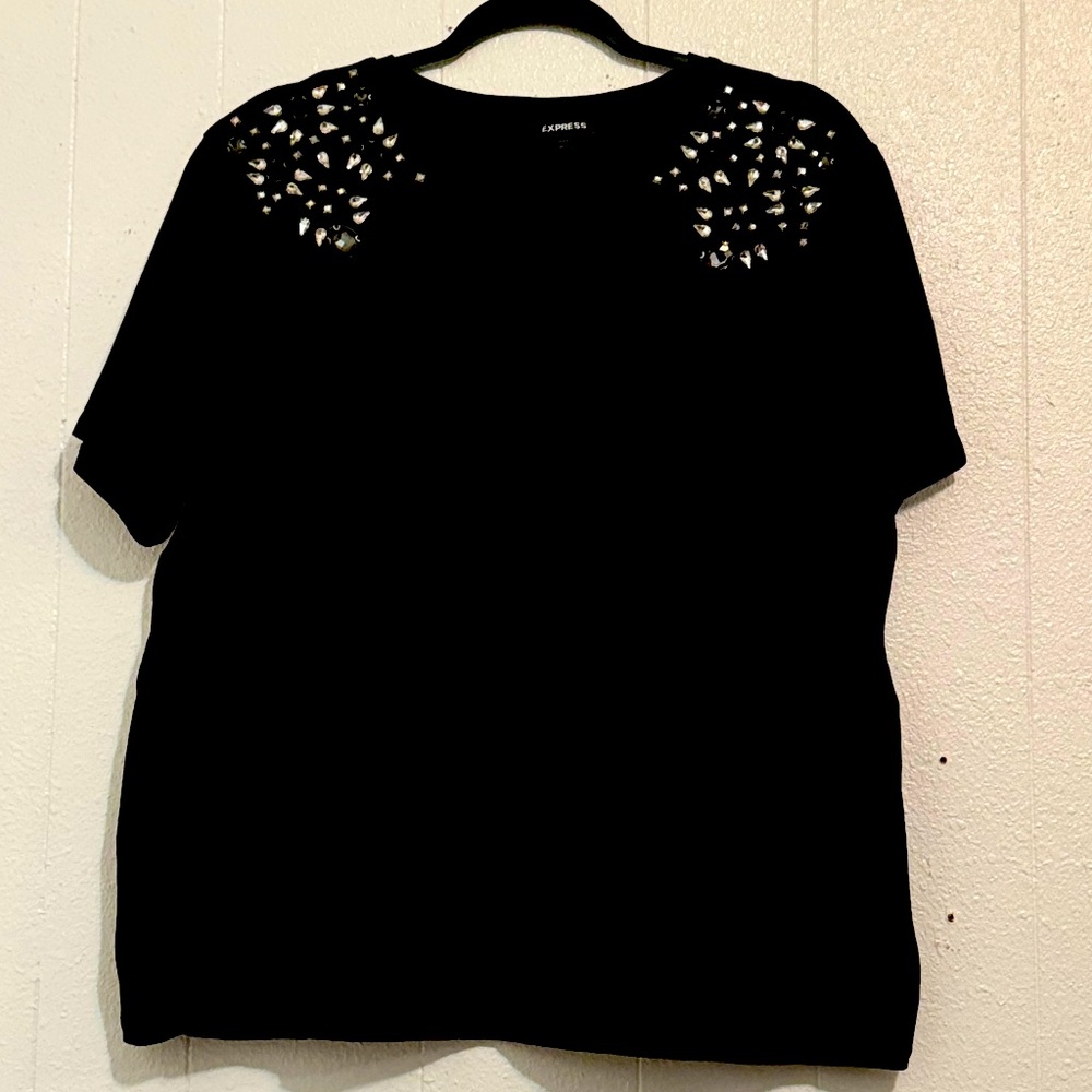 Express- Black shirt with stones, size XL.
